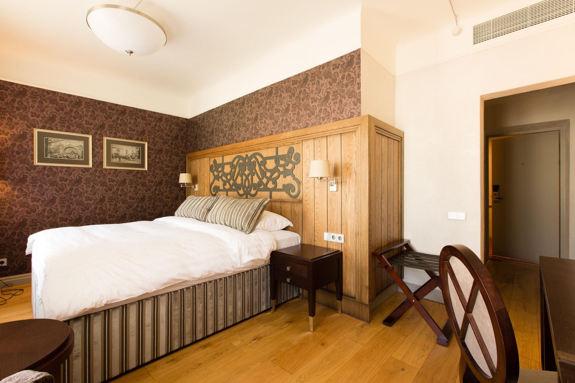 Eurostars Metropole Hotel Рига Екстериор снимка