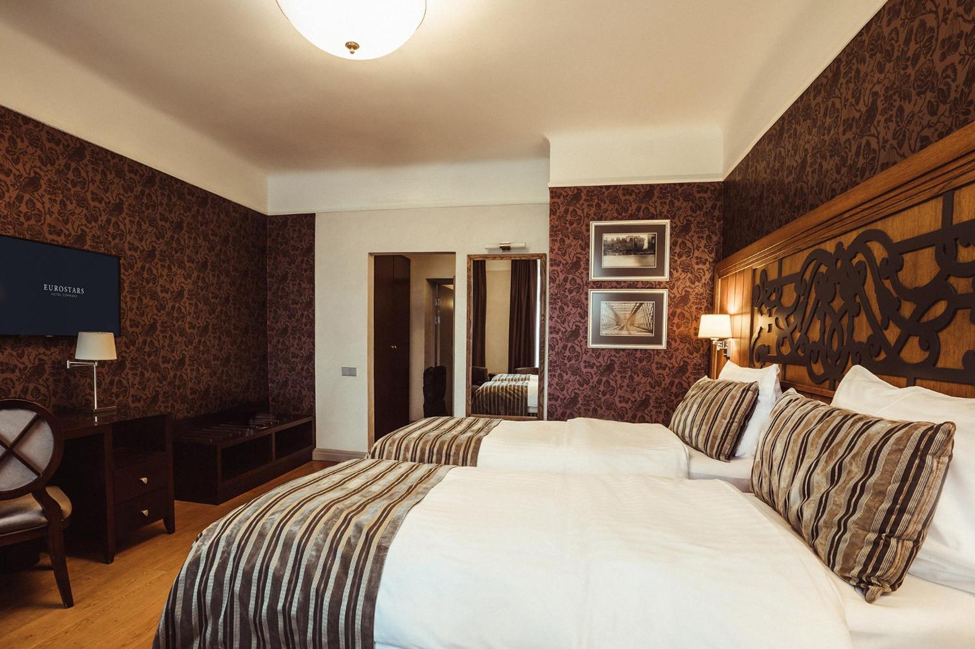 Eurostars Metropole Hotel Рига Екстериор снимка