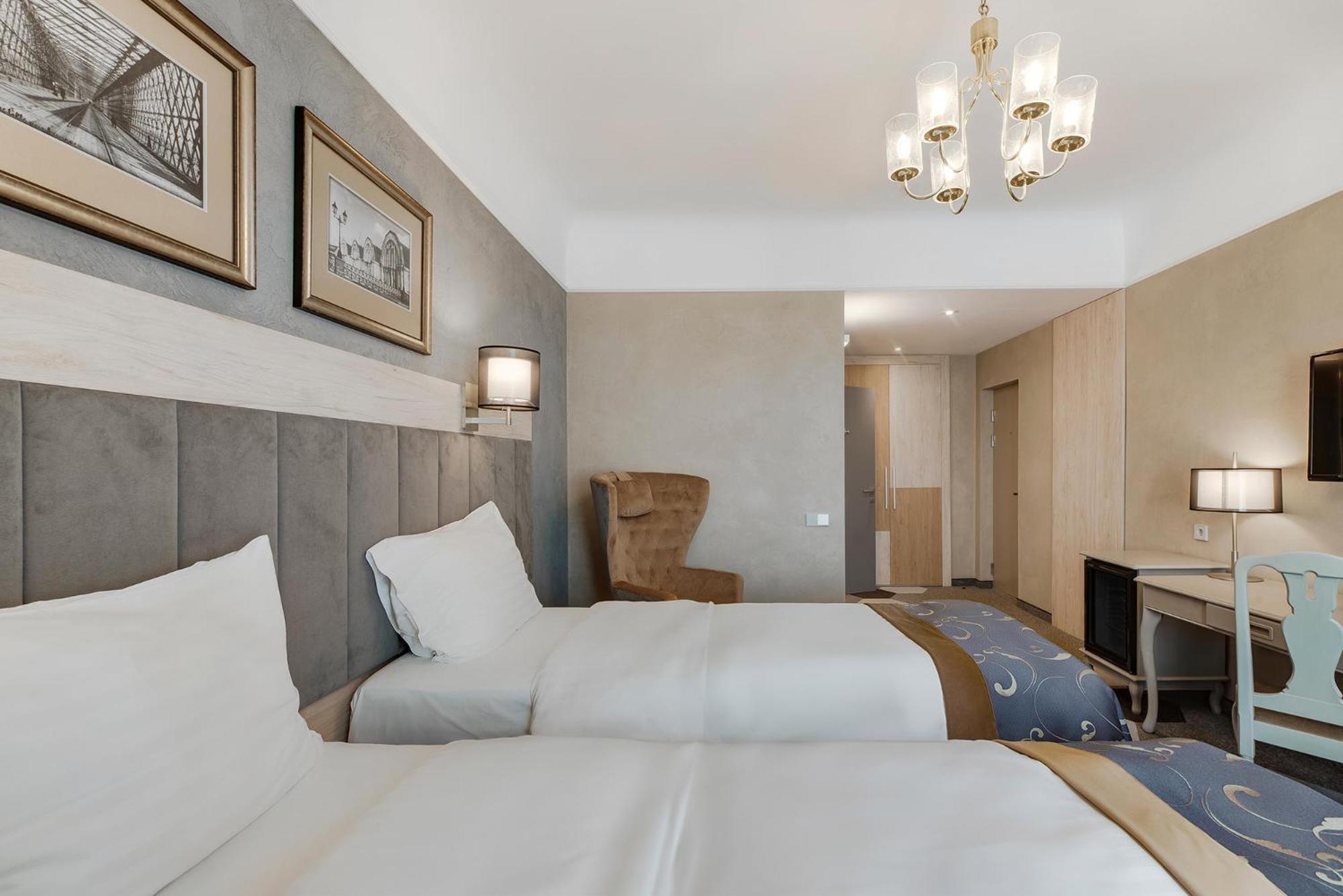 Eurostars Metropole Hotel Рига Екстериор снимка