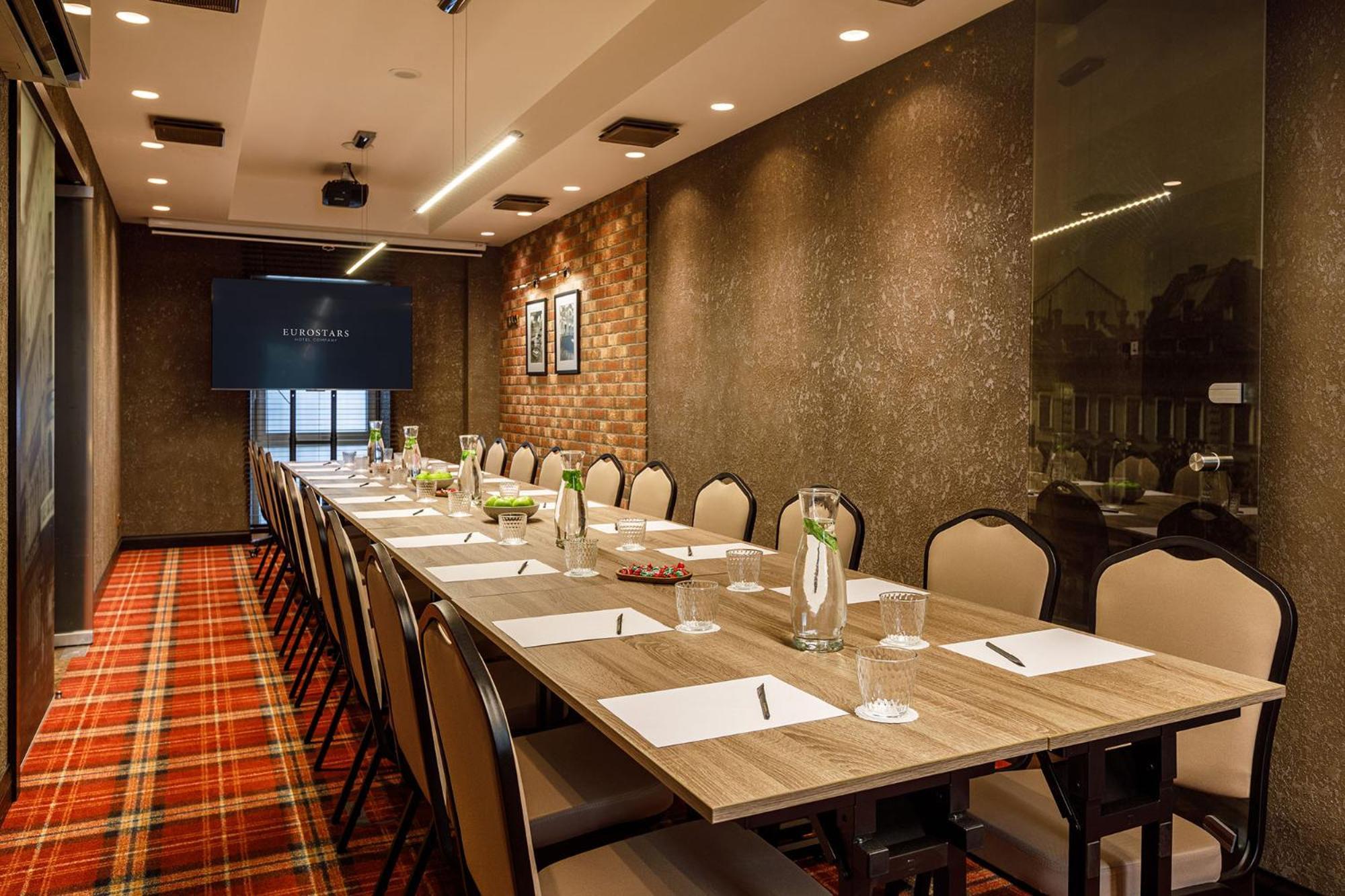 Eurostars Metropole Hotel Рига Екстериор снимка
